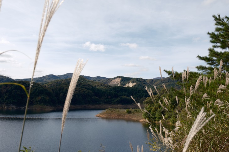 荒砥沢ダムの10月の風景写真